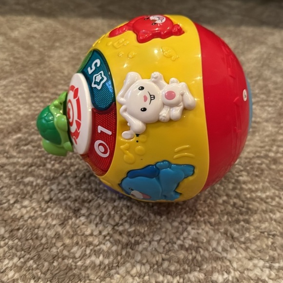 VTech Wiggle & Crawl Ball - Picture 4 of 5